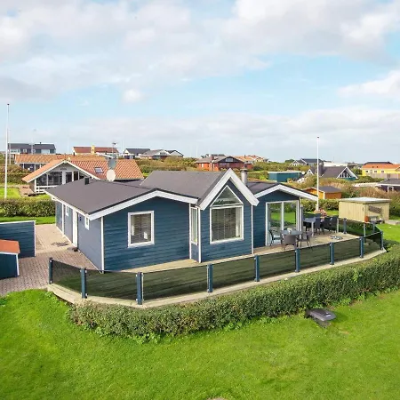 Three-bedroom In 6 度假居
